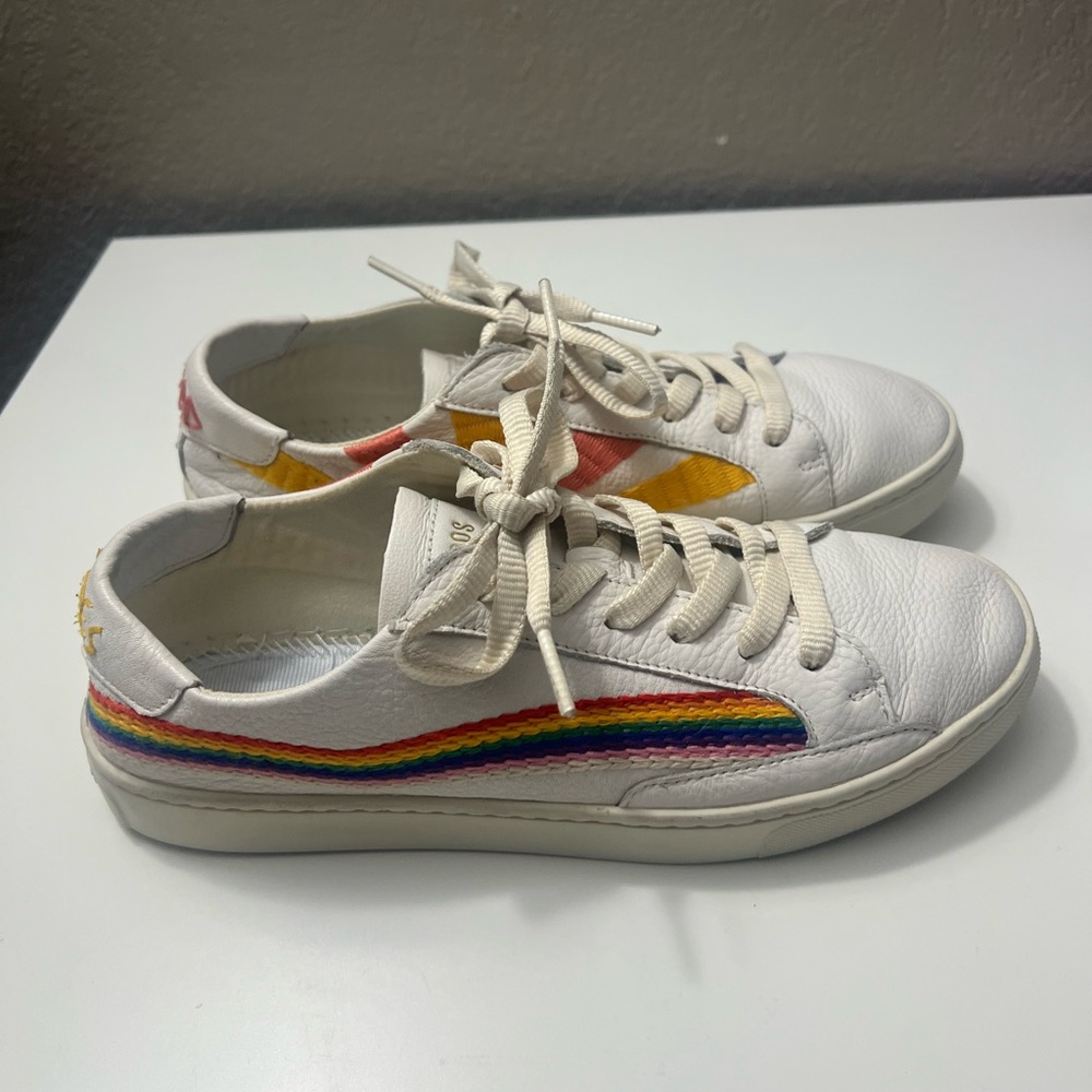 Soludos Women's Good Vibes Rainbow Wave White Sneakers Shoes Sz 8.5 US - Picture 4 of 11